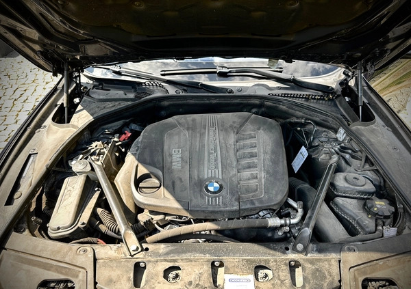 BMW Seria 5 cena 76999 przebieg: 278888, rok produkcji 2016 z Zgierz małe 254